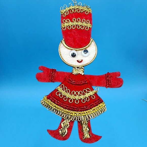 Vintage Red Felt Toy Soldier Ornaments w/ Googly Eyes & Gold Trim 1960s v1 - Picture 5 of 11